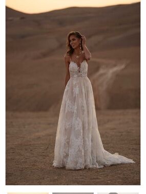 Maxi Lane Avery Romantic Lace Wedding Gown
